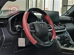 تۆیۆتا لاند کروزەر